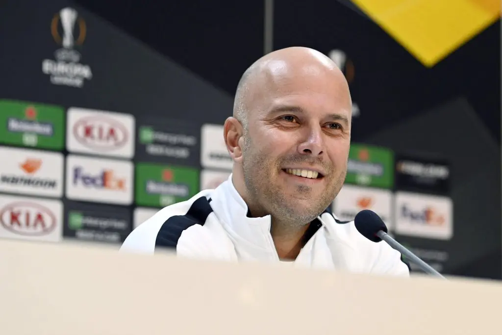 Arne Slot: A Promising Addition to the Netherlands' Coaching Export Legacy 3 Arne Slot in press conference