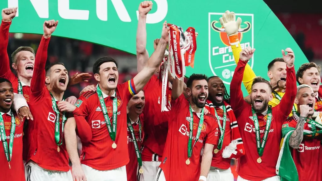 FA CUP FINAL PREVIEW: Man City vs Man United 3 FA Cup finalist Manchester United lifting the Carabao Cup.