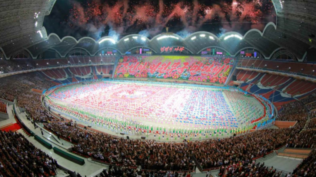The 10 Largest Football Stadiums in the World 11 image 21