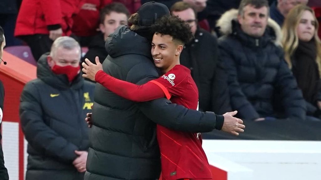 Kaide Gordon and Klopp Hug