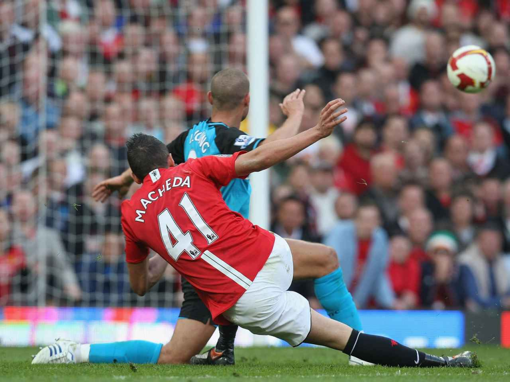 Where Are They Now? 10 Former Man United Wonderkids who Flopped 3 image 14