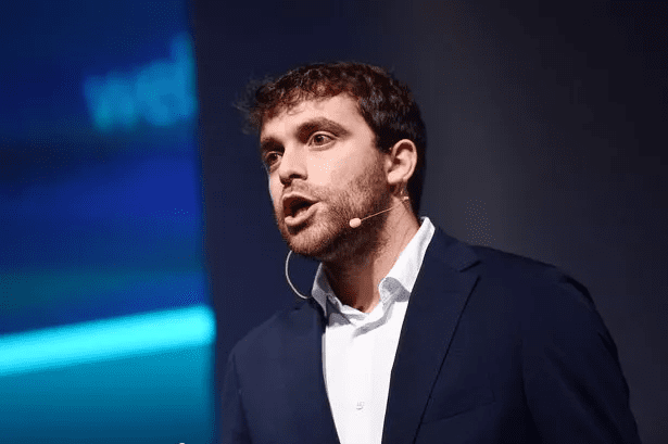 How Twitter Made Fabrizio Romano Famous 4 image 38