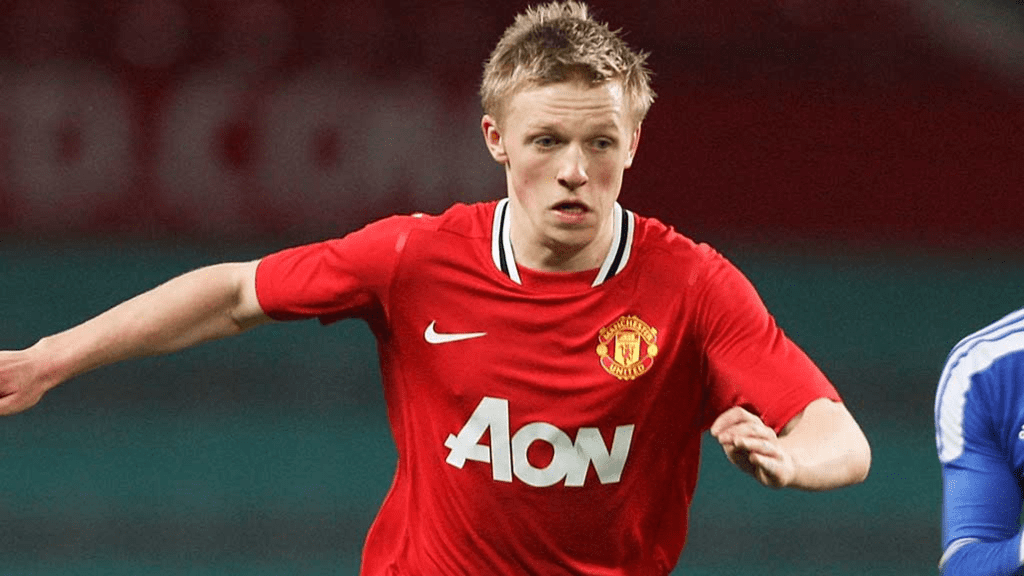 Isak Hansen-Aaroen likely to leave Man United this summer 3 image 16