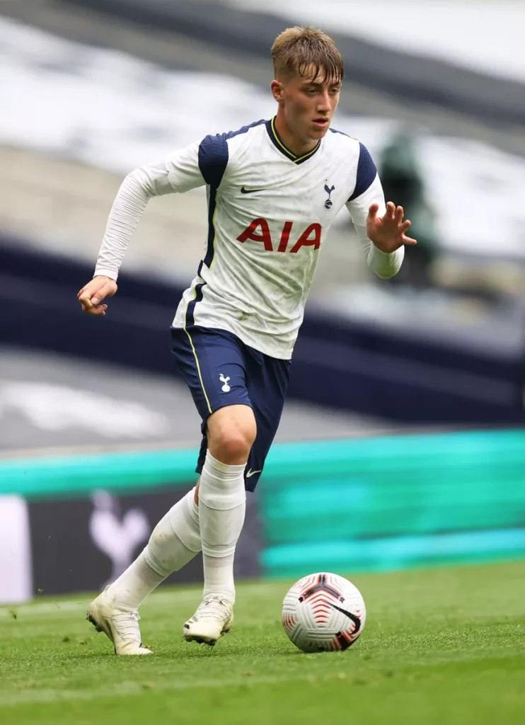 Jack Clarke dribbling, as a Tottenham player 
