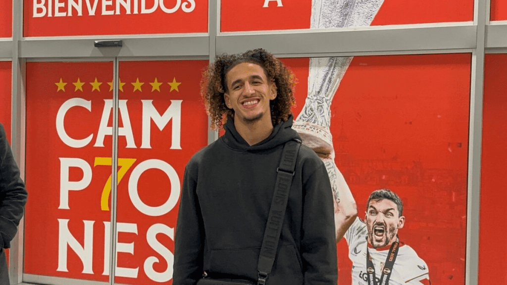 Why Did Manchester United Allow Alvaro Fernandez & Hannibal Mejbri To Leave? 2 Hanibal Mejbri