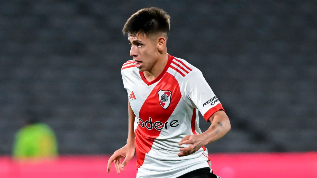 Claudio Echeverri: The Prodigious Talent Touted as the 'Next Messi 2 Claudio Echeverri