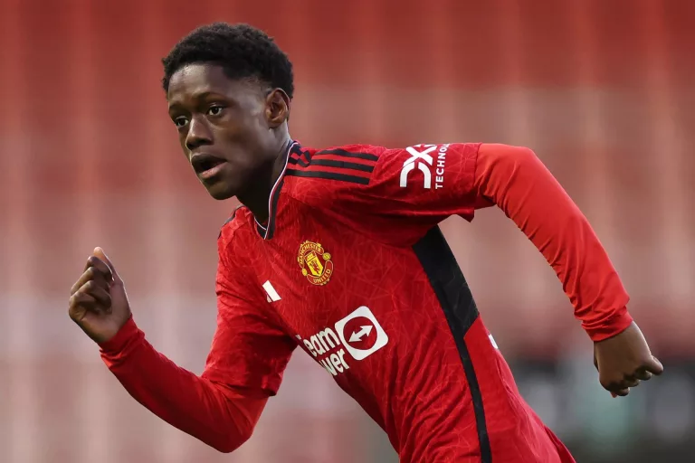 Bendito Mantato: Manchester United’s 16-Year-Old Wing Wizard