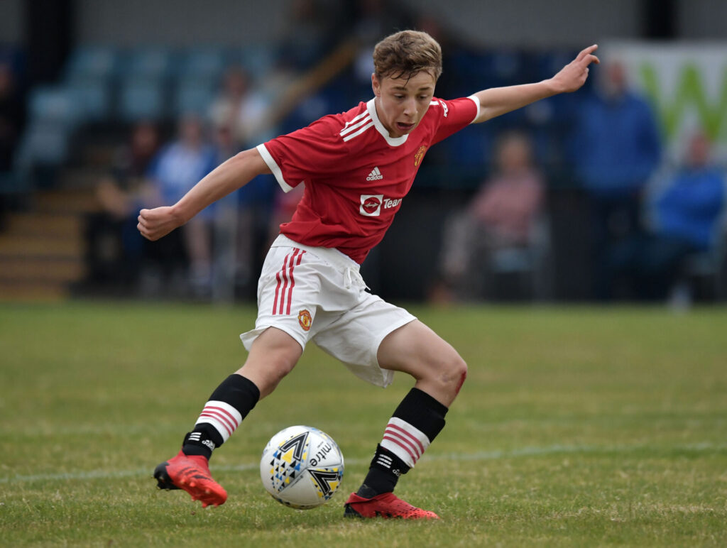 manchester united u16 v coleraine supercupni