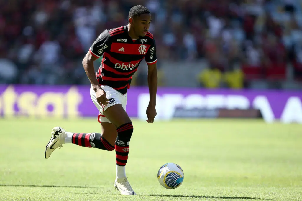 Lorran Lucas: The Dazzling Brazilian Admired Around The World 2 Lorran