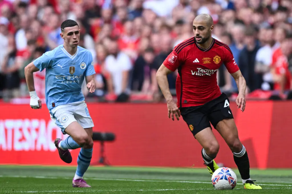 SOURCES: Manchester United Yet To Communicate Final Amrabat Decision To Fiorentina 2 Sofyan Amrabat