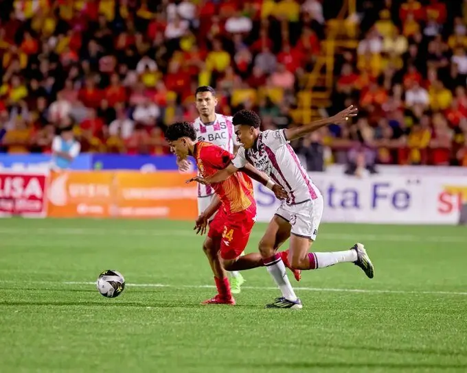Andy Rojas and Joseth Peraza: Costa Rica’s Emerging Football Stars 3 image 3 1
