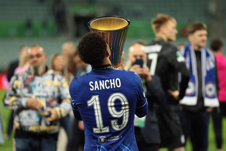 How Big Contracts and Salaries Are Trapping Footballers at Chelsea, Man United, Napoli, Man City and Arsenal