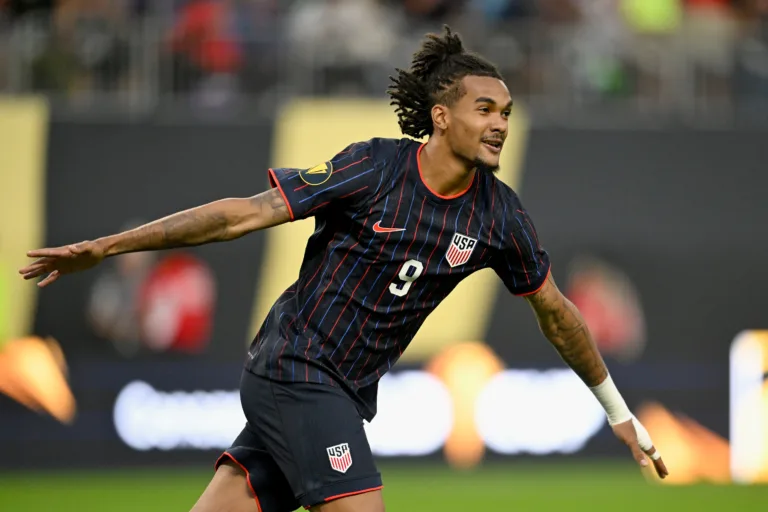Southampton target Damion Downs
