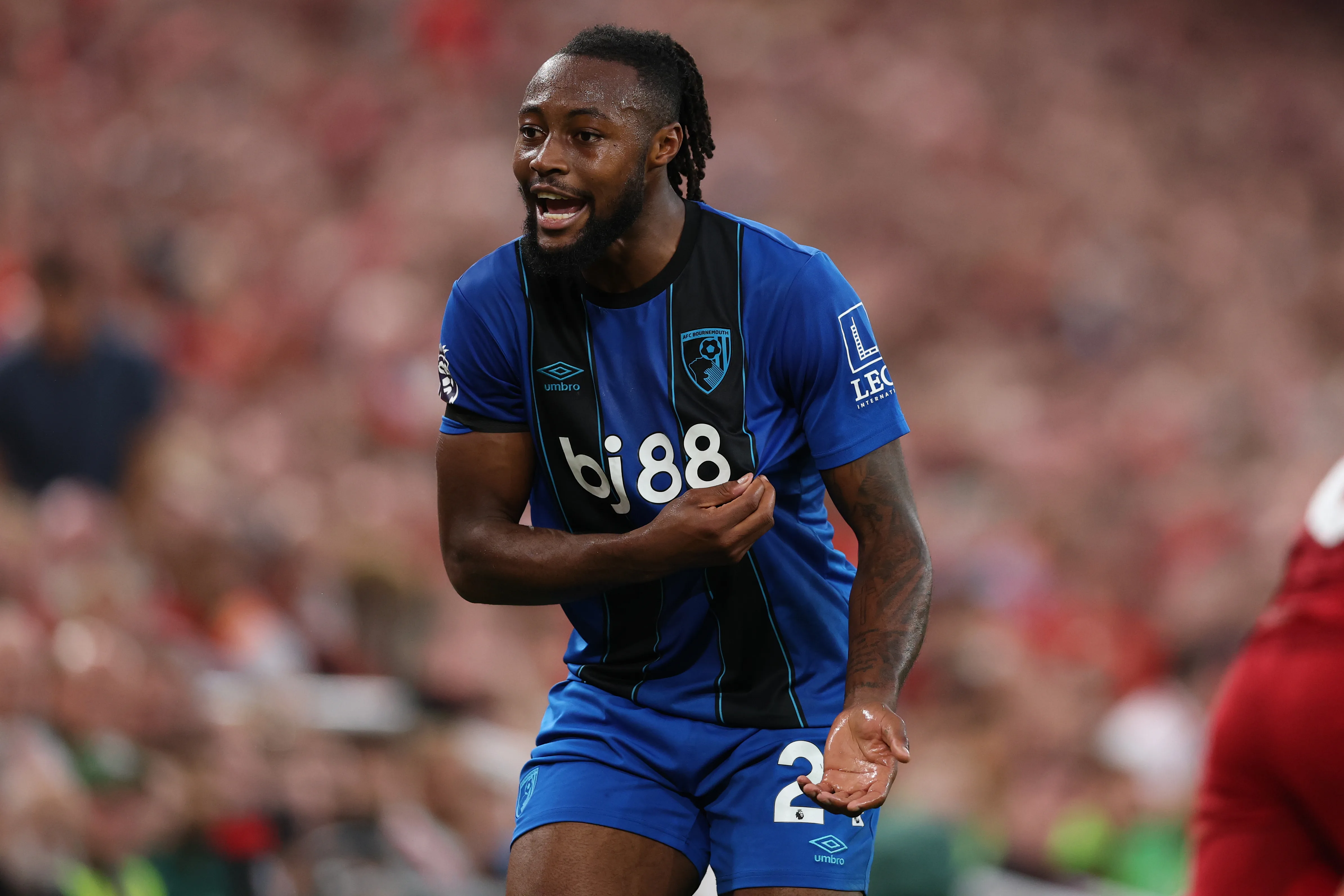 liverpool v bournemouth premier league 4
