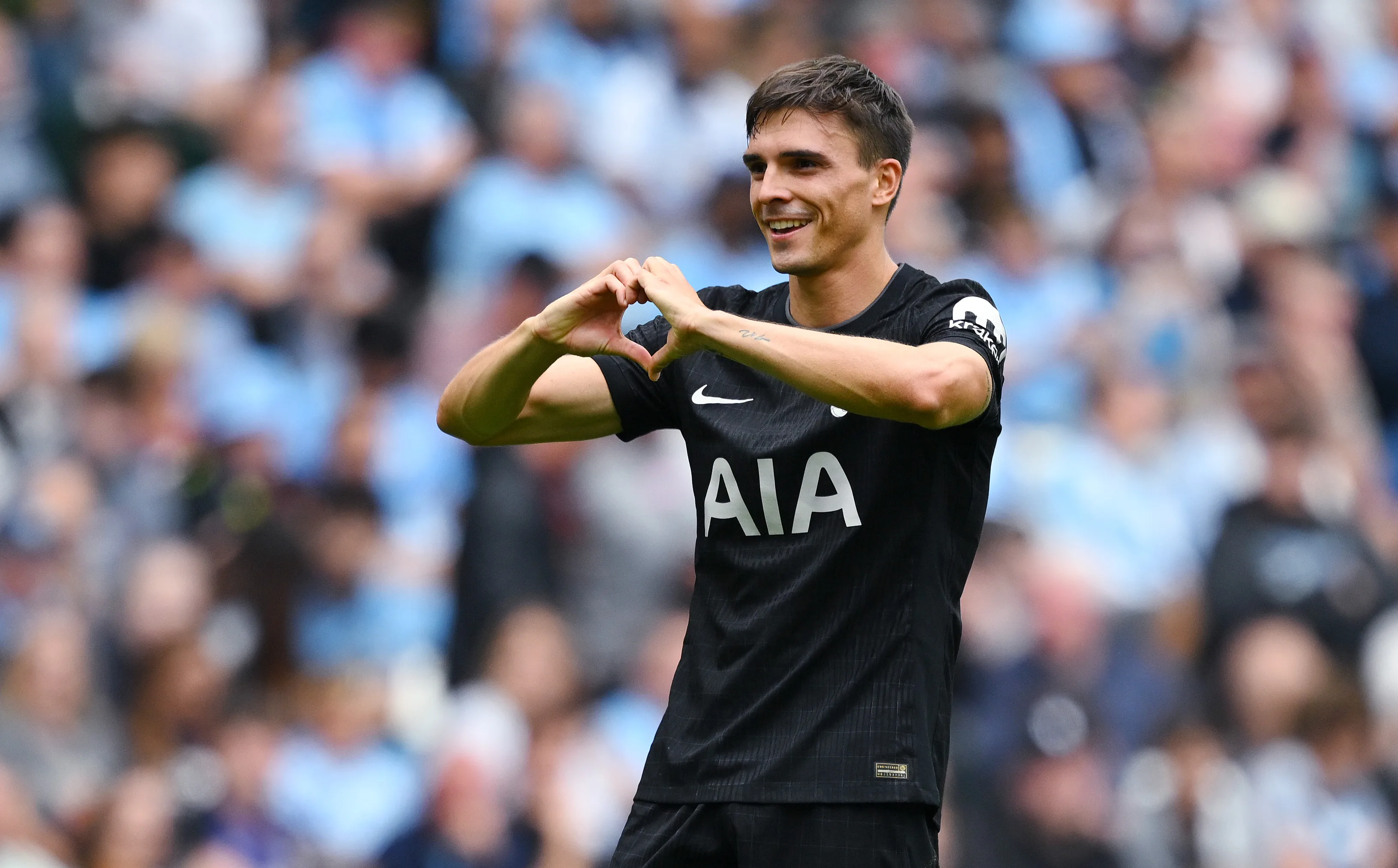 manchester city v tottenham hotspur premier league